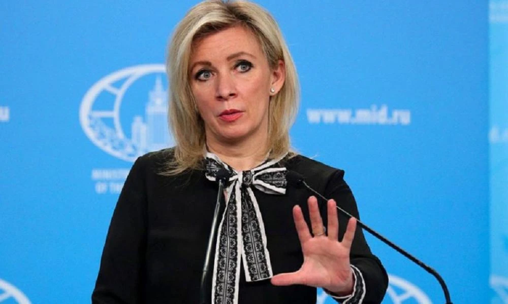 Νέες απειλές από τη Μόσχα - Ζαχάροβα: Η Δύση «ωθεί τον κόσμο προς την άβυσσο» με τις ενέργειές της στην Ουκρανία